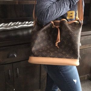 Additional photos - Louis Vuitton Petite Noe’